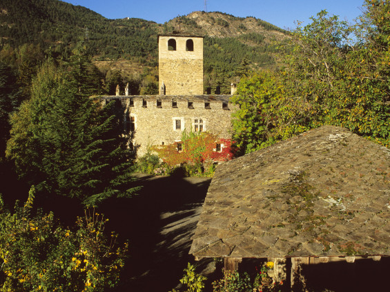 Castello di Introd comune Valle d'Aosta operatori sanitari soggiorni gratis gratuiti vacanze settembre